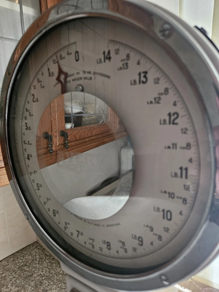 Avery Vintage Large Shop Scales - Image 2 of 4