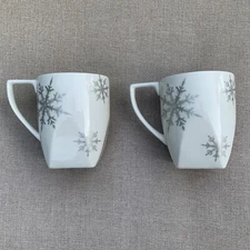 Coventry 10 oz Fine China Snowflake Coffee Mug Set of 2 Snow Crystal SIlver