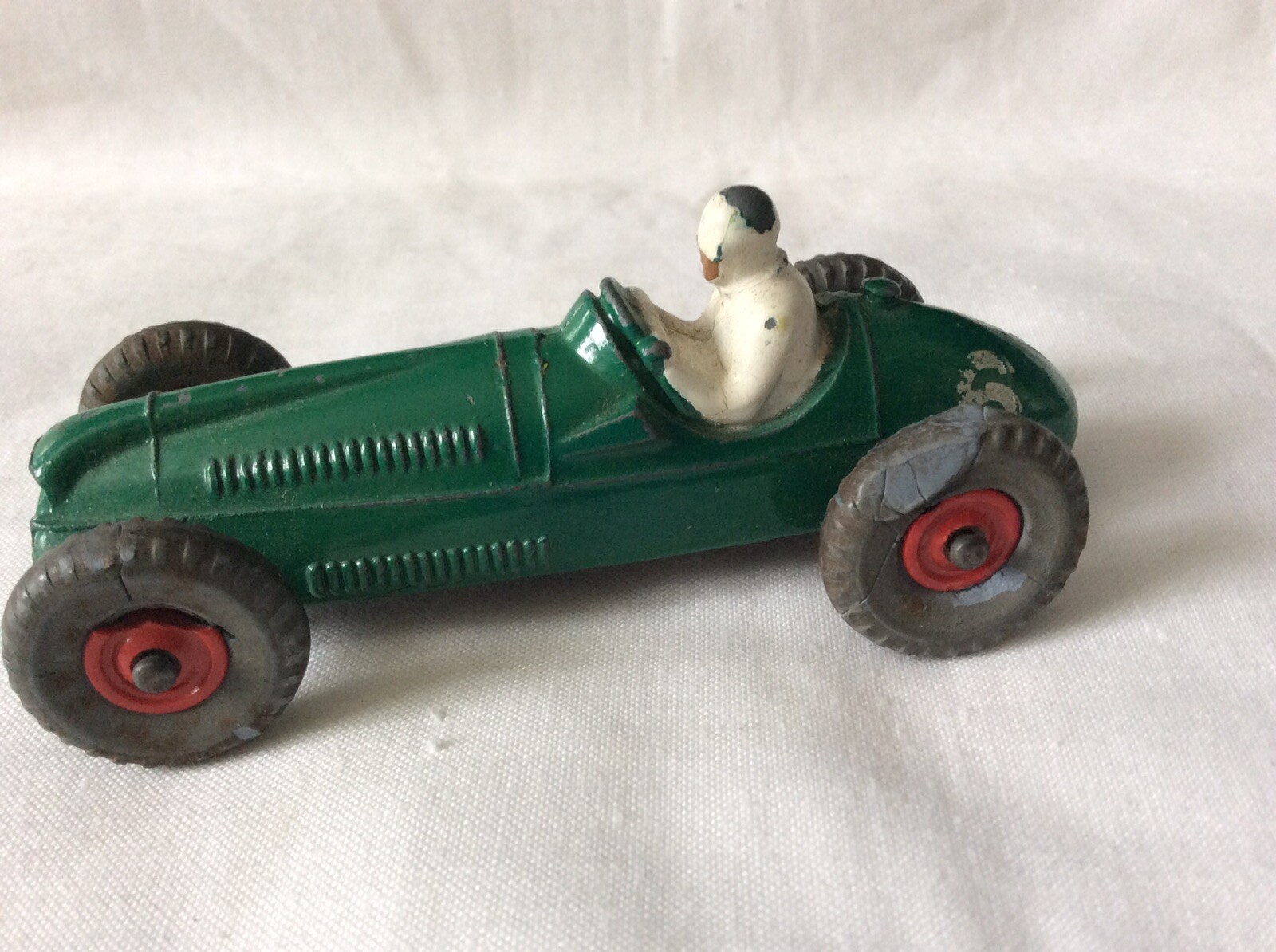 Dinky 233, Cooper Bristol Racing Car - Free Price Guide & Review