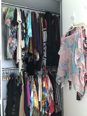 Lot of 50pc Mixed Clothes Womens Juniors Childrens Wholesal Consignment Sz S, M