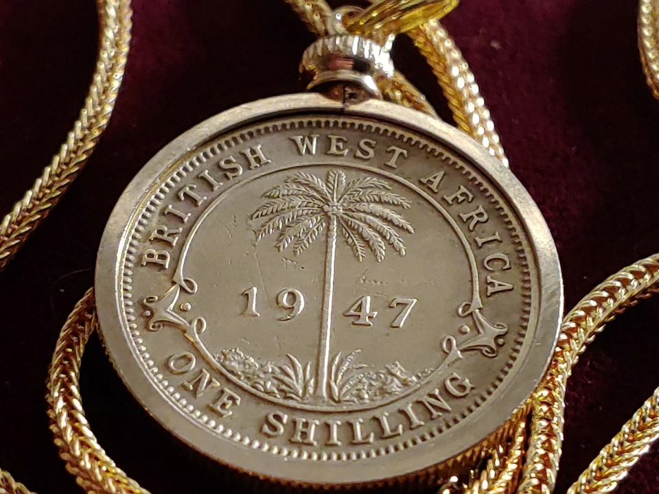 Colgante de palma de África Occidental Británica 1947 en cadena cola de zorro llena de oro de 28" 18k Foto 4 de 4