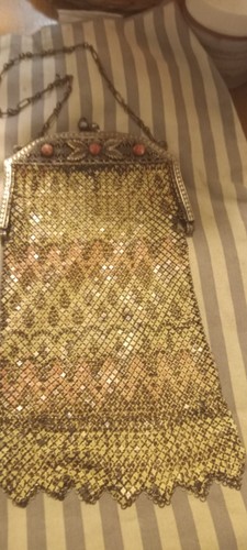 Vintage Art Deco Mandalian Mfg. Co. Mesh Purse Metal Flapper