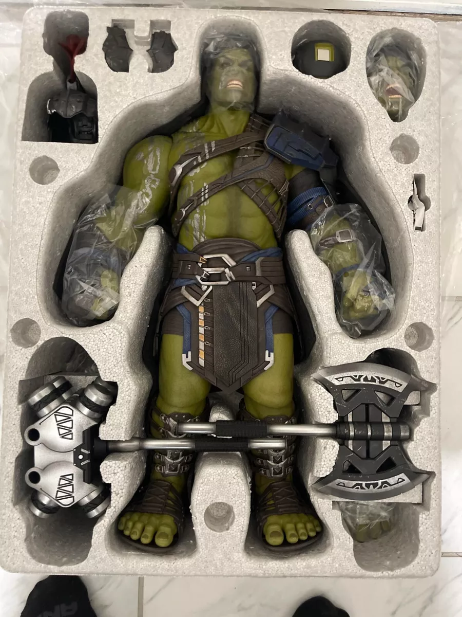 Thor: Ragnarok Gladiator Hulk Sixth-Scale Figure