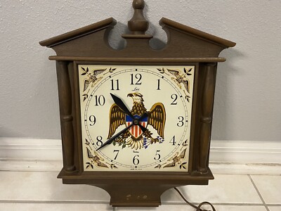 Vintage Electric Robert Shaw Lux Wall Clock USA