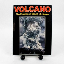 VOLCANO The Eruption of Mount St Helens Paperback Book