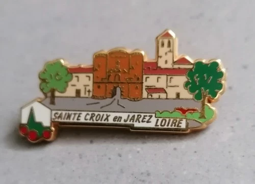 Pin's SAINTE CROIX EN JAREZ - LOIRE Plus Beaux Villages de France GVFR