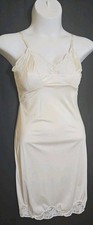 Vintage Wonder Maid Full Slip SIZE 34 Ivory Lace Accents 70s 80s