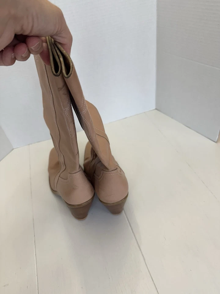 Botas ocidentais de couro rosa St John’s Bay tamanho 9,5 - Imagem 2 de 4