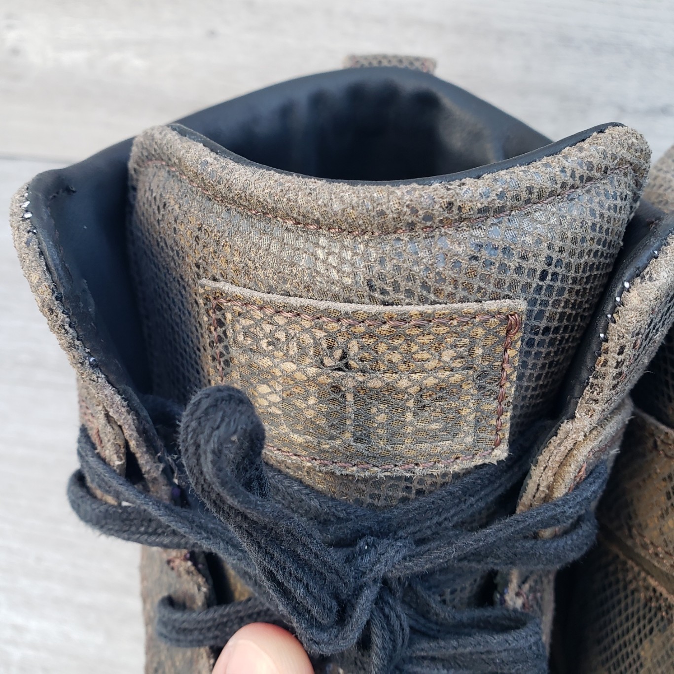 Rare Converse Weapon Hi John Varvatos Brown Snake-Embossed Sz 9 image 7