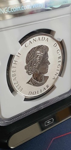 2021 1oz Canada Peace Dollar SIlver ULTRA HIGH RELIEF NGC PF70 First day of Iss - Picture 4 of 9