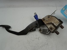 Pedale Frizione Usato RENAULT CLIO III Fase 1 - 1.5 DCI 85cv -