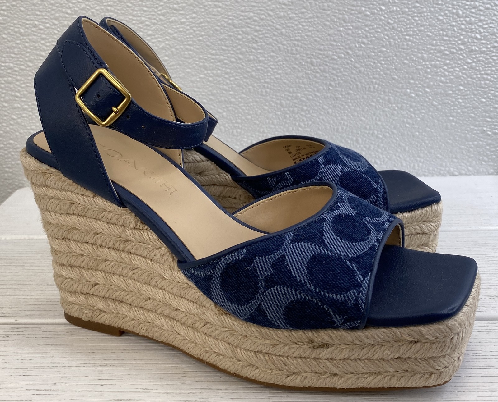 Coach Signature C Espadrille Sandals Womens Size 5B Blue Denim Canvas Wedge Heel