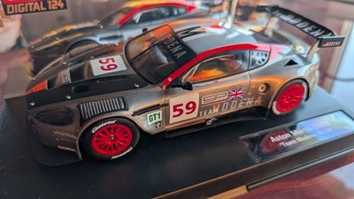 Carrera Digital 124 23785 Aston Martin DBR 9 Team Modena Nr. 59