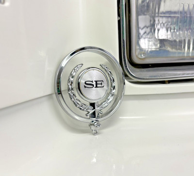 MOPAR Dodge Charger SE Dart Aspen 1973 1974 Hood Ornament Kühlerfigur Emblem