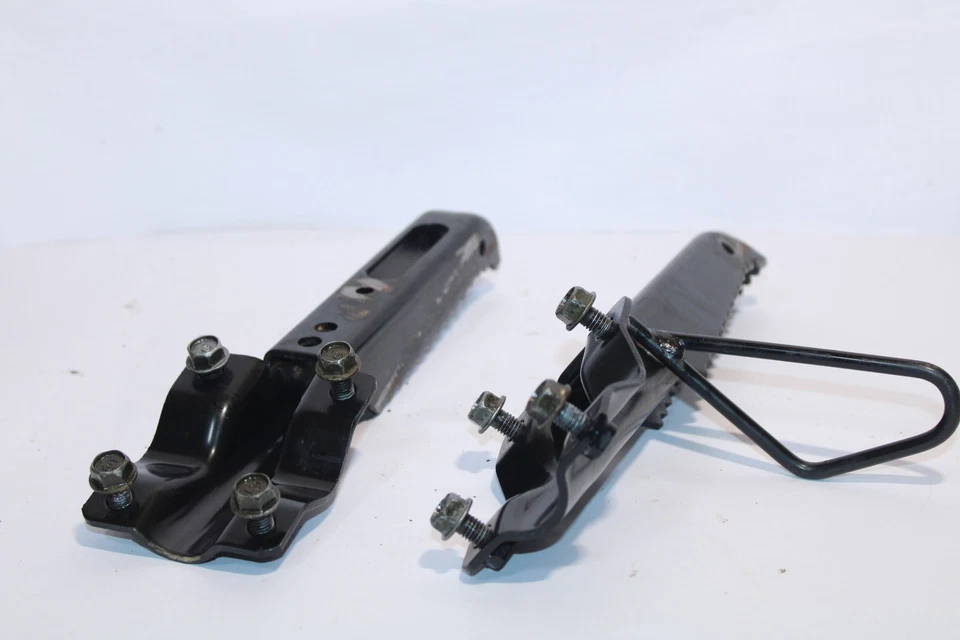 Honda Sportrax 90 Trx90 1993-2005 OEM reposapiés izquierdo derecho clavijas peldaños Foto 4 de 4