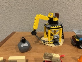 LEGO Juniors Set 10667, 10683 and 10673. 3 sets, all 99% complete, box + manuals