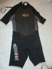 JOBE XL Youth Men S/M MUST READ Chest 34" Black/Grey/Red Spring Shorty Wetsuit