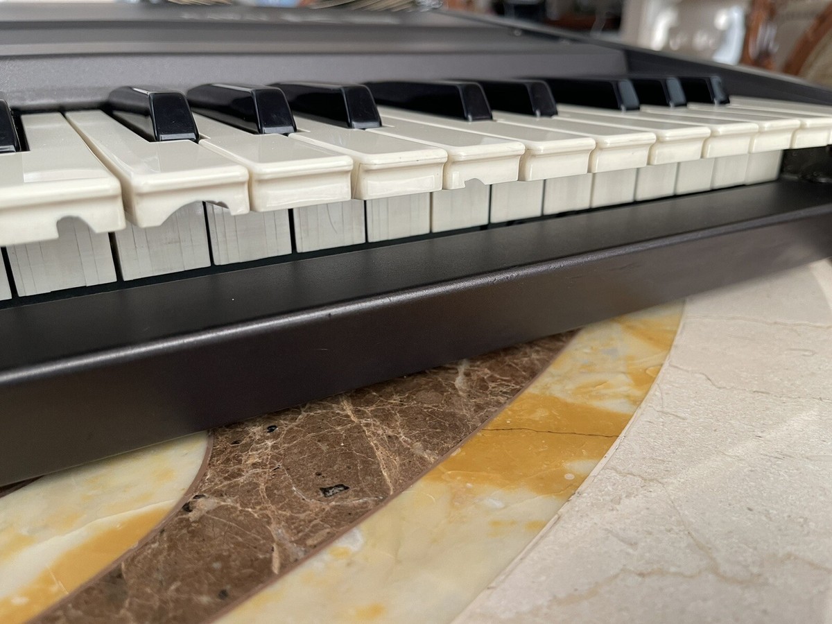 KAWAI K3 MUSIC WAVETABLE SYNTHESIZER WITH 32 WAVETABLES IN KAWAI K3 MUSIC WAVETABLE SYNTHESIZER WITH 32 WAVETABLES IN