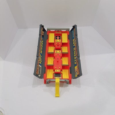 Vintage 1997 Mattel Hot Wheels Grandstand Launch Stadium Carrying Case Goodyear