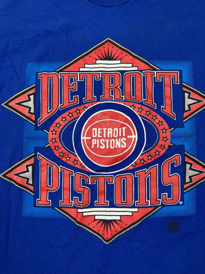 Camisa De Colección Detroit Pistons Para Hombre Grande Azul NBA Baloncesto Gráfico Años 90 Foto 4 de 4