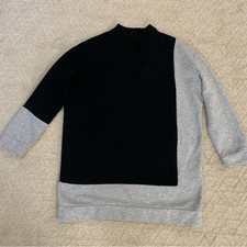 Zara Trafaluc dress women’s M Two-Tone Black and Gray Crewneck Sweater Cotton