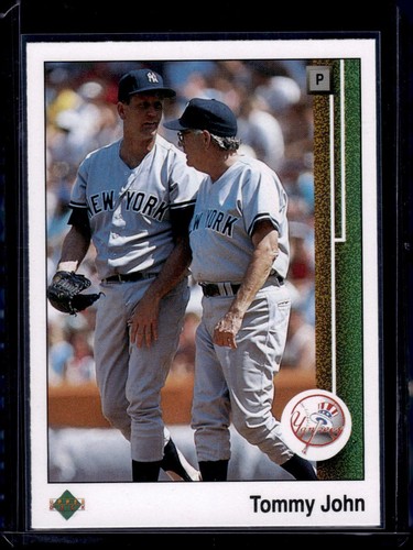 Tommy John #230 1989 Upper Deck card