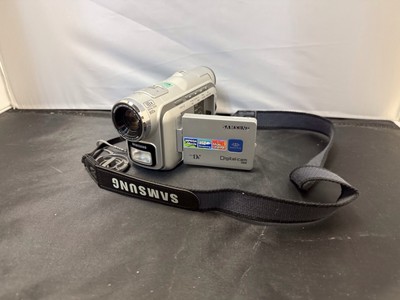 Samsung SCD103 Digital Video Camcorder 18X Digital Zoom Untested