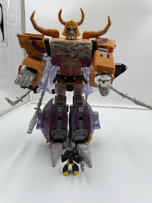Hasbro Unicron W/ Dead End Mini Con Transformers Armada Action Figure