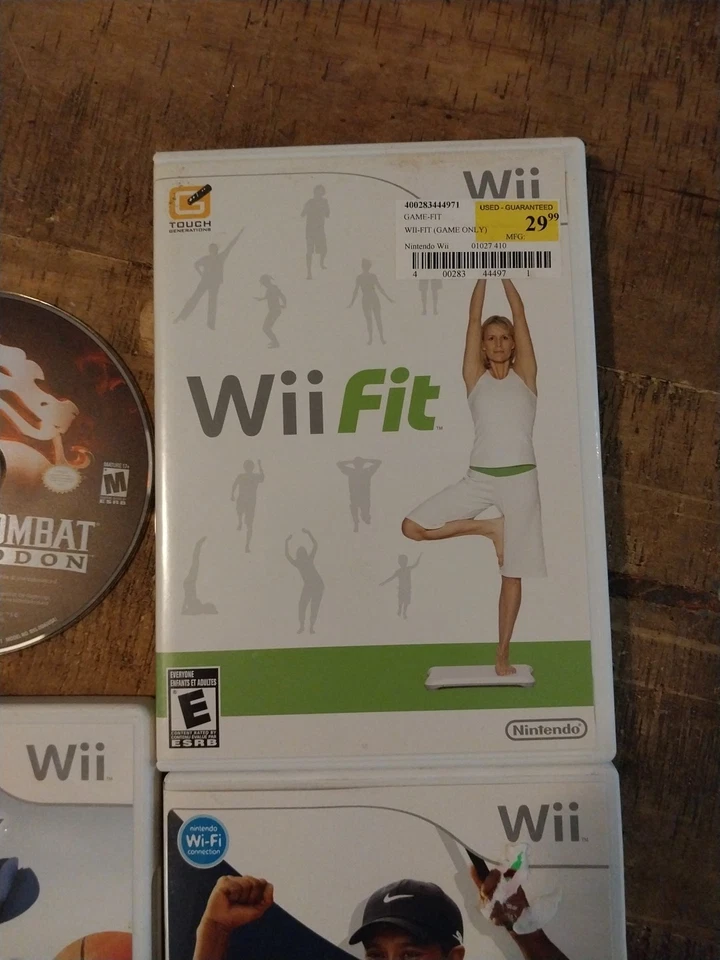 Tiger Woods PGA Tour 09 All Play Wii Golf Wii Fit Is mortal combat  game party - Image 4 of 4