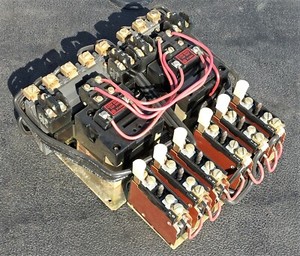 Allen Bradley 40151-406-04-303 Multi-Speed Motor Starter, NEMA Size 1, 120V Coil