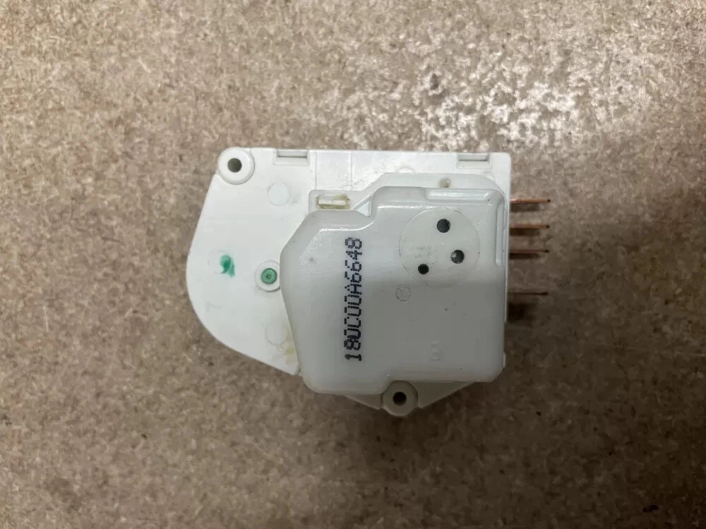 Whirlpool Kenmore W10822278 Refrigerator Defrost Timer AZ24030 | KM756