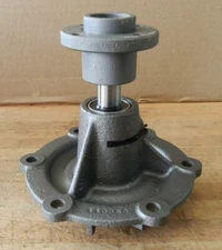 1955-56 Packard Clipper Caribbean 320 352 374ci V8 rebuilt Water Pump 440386