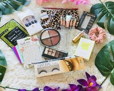 CHRISTMAS Birthday Treat Girl Gift Set MAKE up Bundle Personalised Boxes for Her