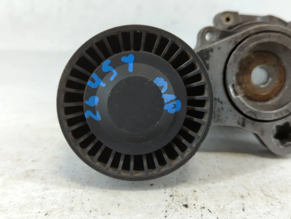 BMW 528i 2009 tensor de correa MNF7N Foto 2 de 4