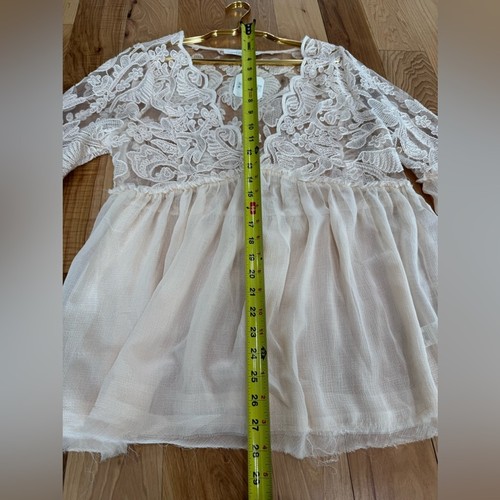 Altered State - NWT Elegant Lace V-Neck Top in Cream XL - Picture 6 of 8