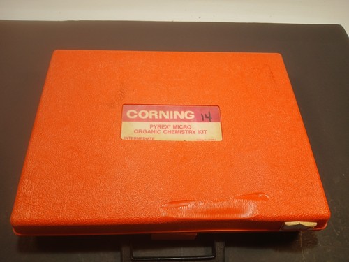 Vintage Corning Pyrex Micro Organic Chemistry Kit Intermediate Glassware Set...