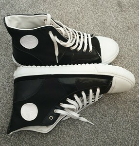 stone island high top trainers