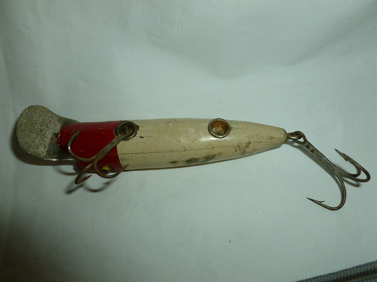 Sold at Auction: Vintage Fishing Lure Lot