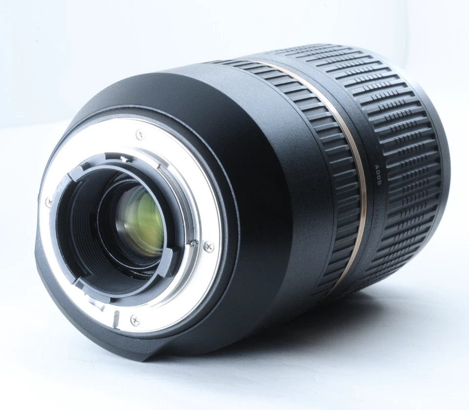 US Duty Paid Tamron SP 70-300mm f/4-5.6 Di VC USD A005 Telephoto Nikon N Mint - Image 2 of 4