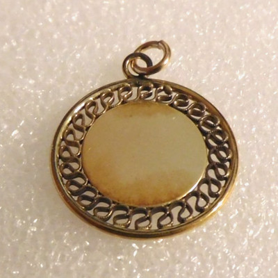CHARM 2.4gr G.F. SKU # 2017. GIRL CHARM SKU # M424-16. YOUR CHOICE. NEW OLD STOC