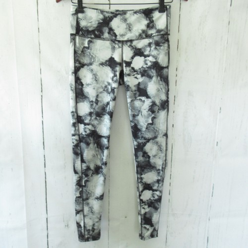 Athleta Chaturanga Leggings S Small Floral Crush Crop Capri Yoga