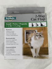 2-Way Cat Flap by PetSafe  Small 1-12 lb w/Magnetic closure, transparent door
