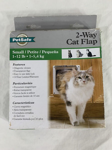 2-Way Cat Flap by PetSafe ~ Small (1-12 lb) w/Magnetic closure, transparent door