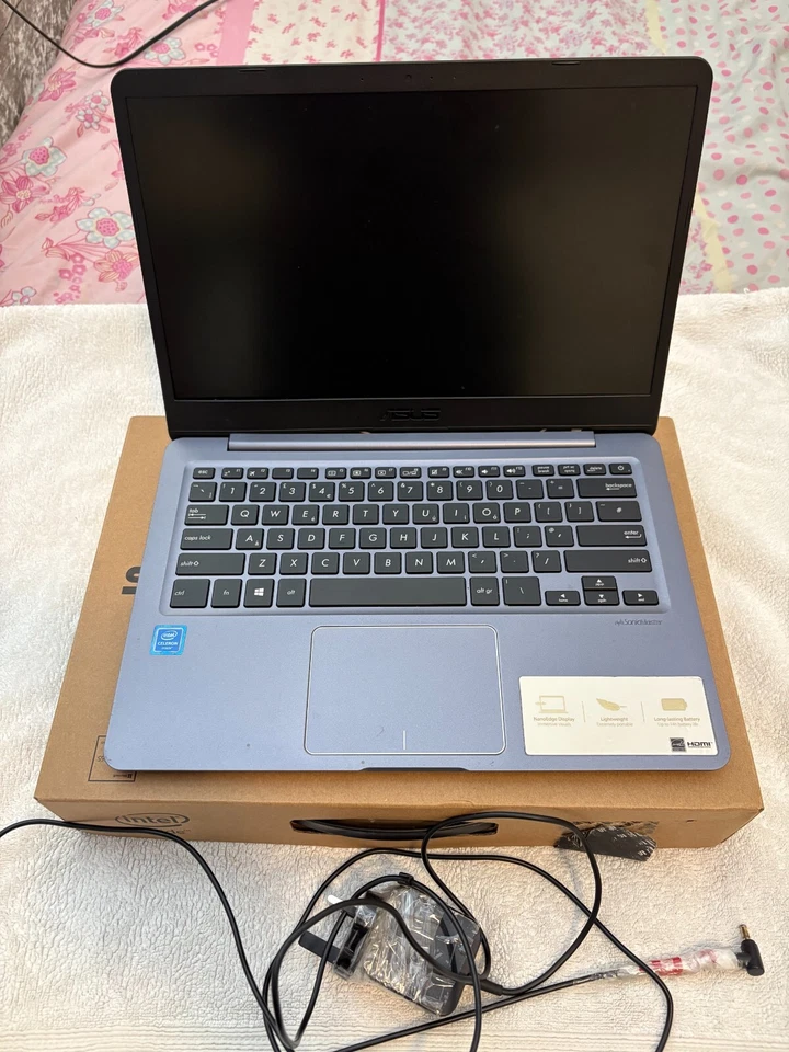 ASUS LAPTOP Model E406e Notebook PC USED PERFECTLY WORKING SPARES OR REPAIRS - Image 3 of 4
