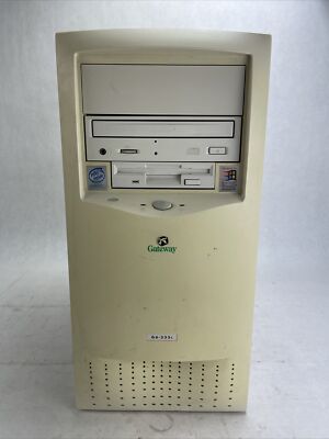ノートパソコン gateway ne336 ASCII.jp：“牛柄のPC”はまだ生きている！ Gatewayの13.3型ノート