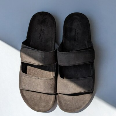 NWT The Men\'s Store Bloomingdale\'s Slide Grey Suede Sandals Size 7 (MSRP $145) NWT The Men main image 2