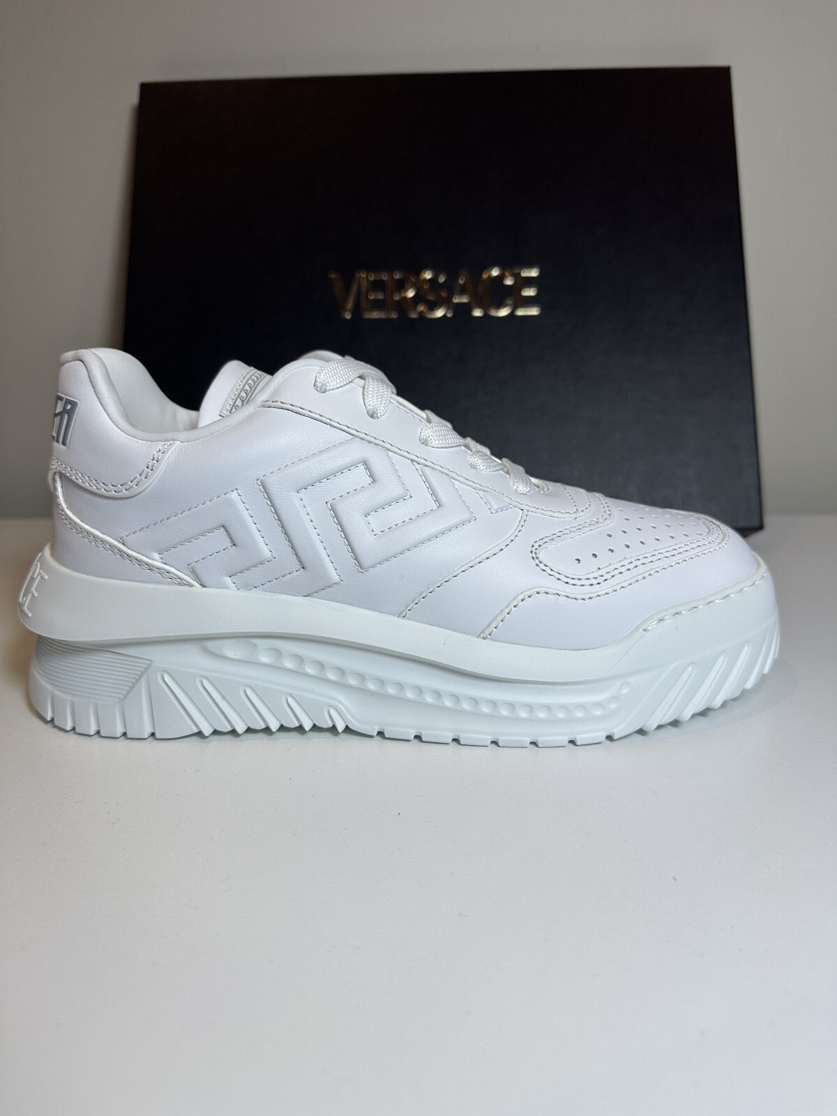 NIB Authentic Versace Odissea White Leather Sneakers Size EU38.5 US8.5