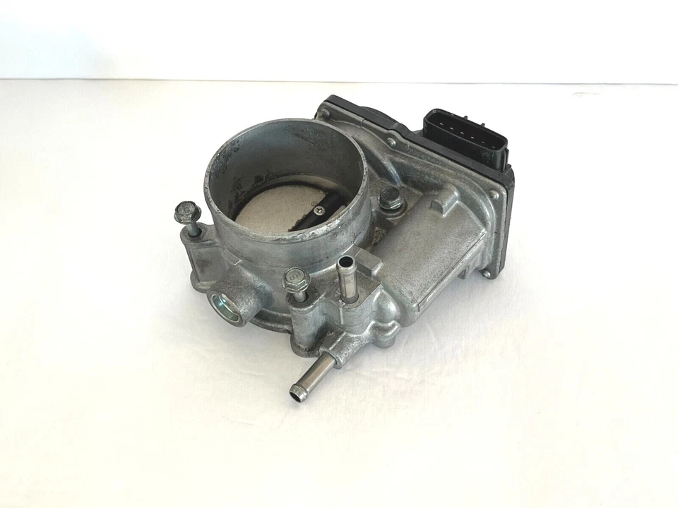 Válvula de corpo do acelerador OEM 16112AA400 Toyota 86 Subaru BRZ - Imagem 2 de 3