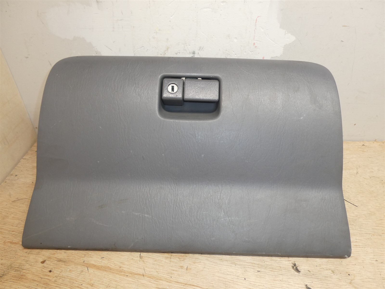 0105 Toyota Rav4 Glove Box Assembly Dark Gray OEM eBay