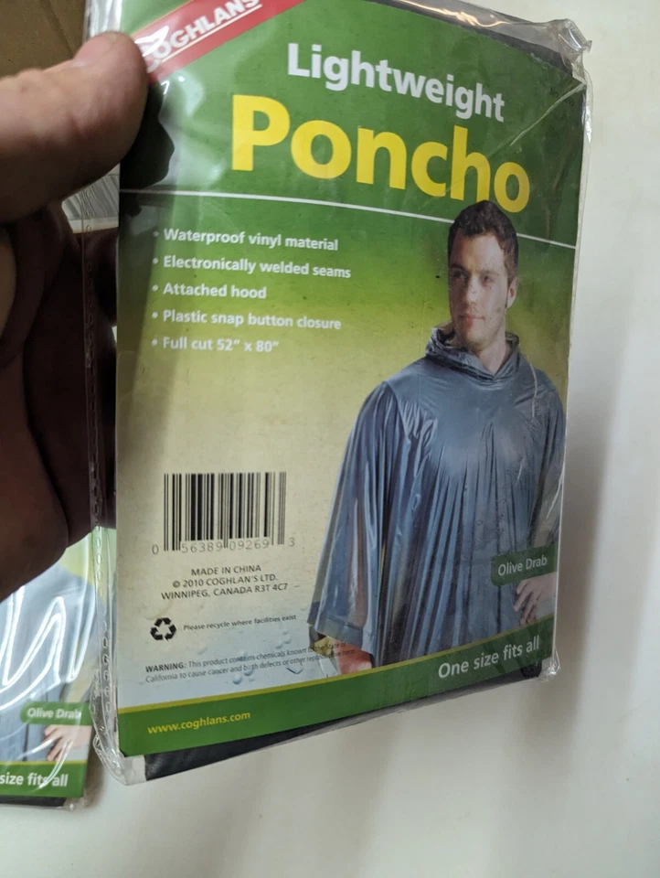 NUEVO ESTUCHE 12 PONCHO IMPERMEABLE EMERGENCIA VERDE TALLA ÚNICA COGHLAN’S LOTE 12 Foto 3 de 4